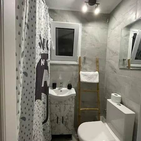 με θέα * 塞萨洛尼基