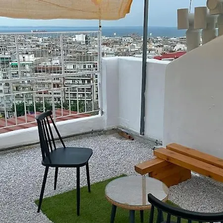 με θέα Thessaloniki